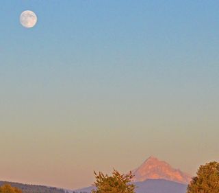 August 2013 Moon Seen With Mt. Hood, Washington