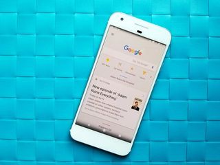 Google Now feed on the Pixel