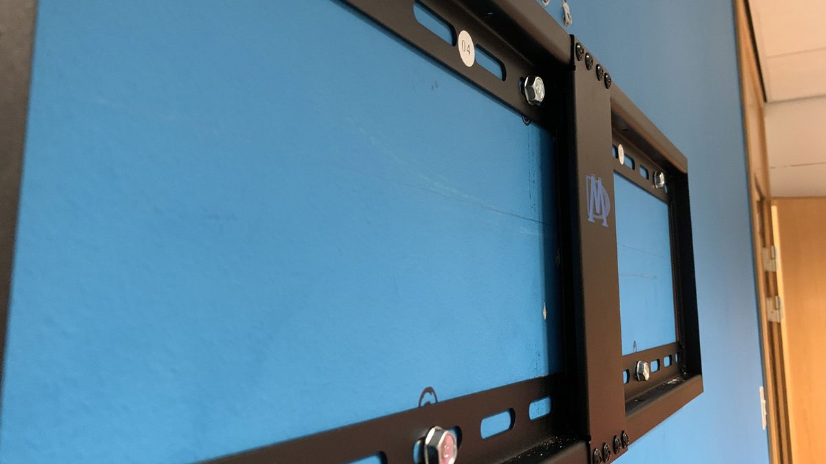 Mounting Dream (MD2268LK02) TV wall mount review a straightup