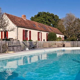 airbnb stone house in aquitaine