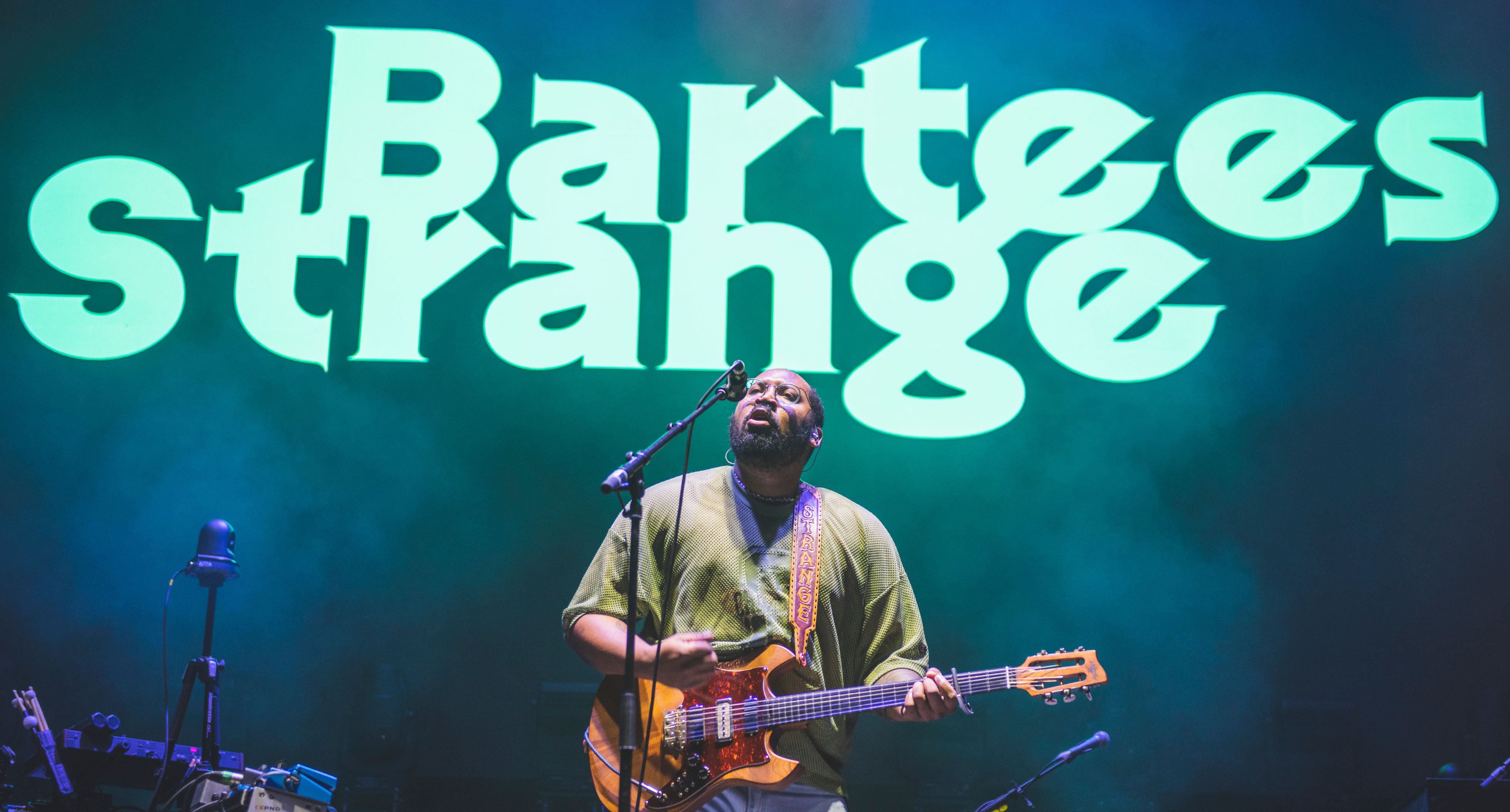 Bartees Strange performs on stage at Wizink Center on October 04, 2023 in Madrid, Spain
