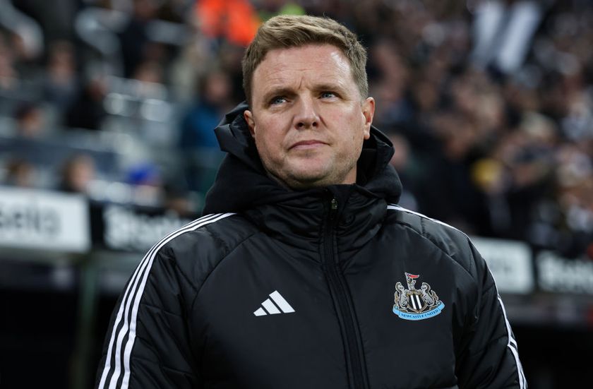 NEWCASTLE UPON TYNE, ENGLAND - FEBRUARY 05: Newcastle United Head Coach Eddie Howe looks on during the Carabao Cup Semi Final Second Leg match between Newcastle United and Arsenal at St James&#039; Park on February 05, 2025 in Newcastle upon Tyne, England. (Photo by Michelle Mercer/Newcastle United via Getty Images)