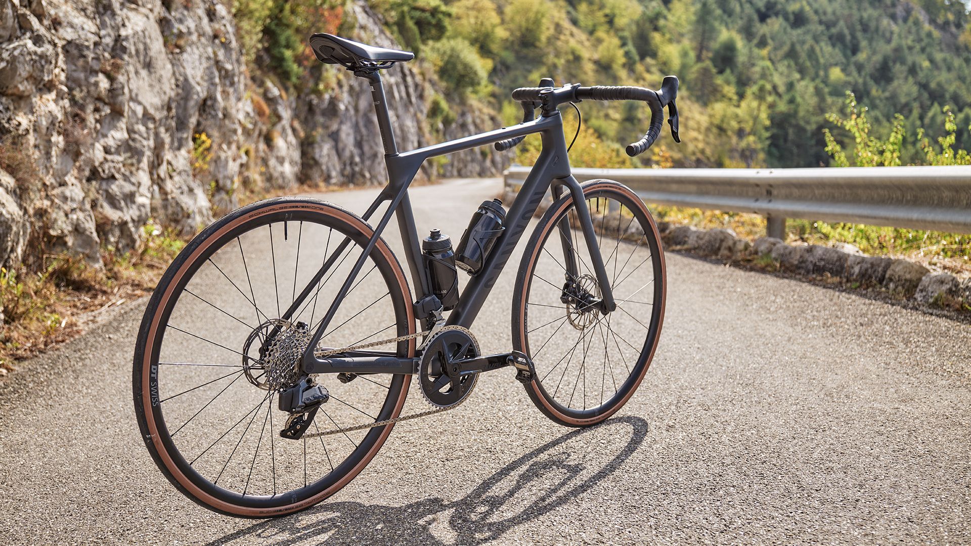 Canyon releases allnew entrylevel Endurace CF and AL bikes Cyclingnews