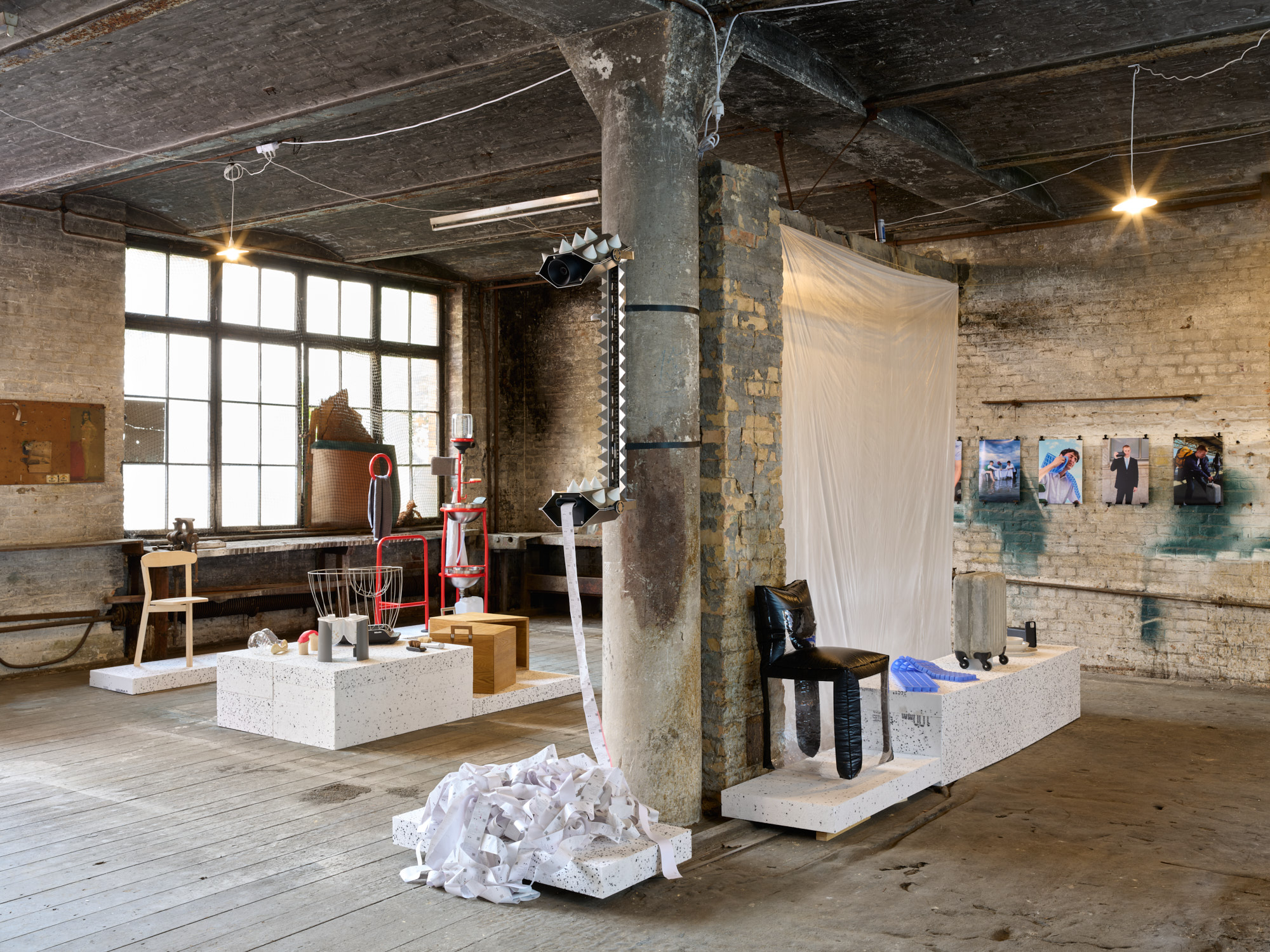 Currents Jalousiefabrik Exhibition Find Attached _Photo_Credit_Robert_Damisch