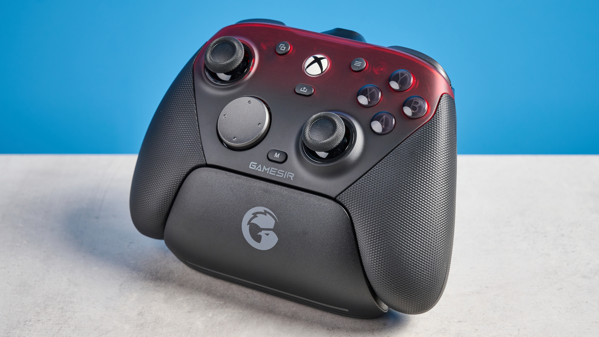 A black and red GameSir G7 Pro wired Xbox controller