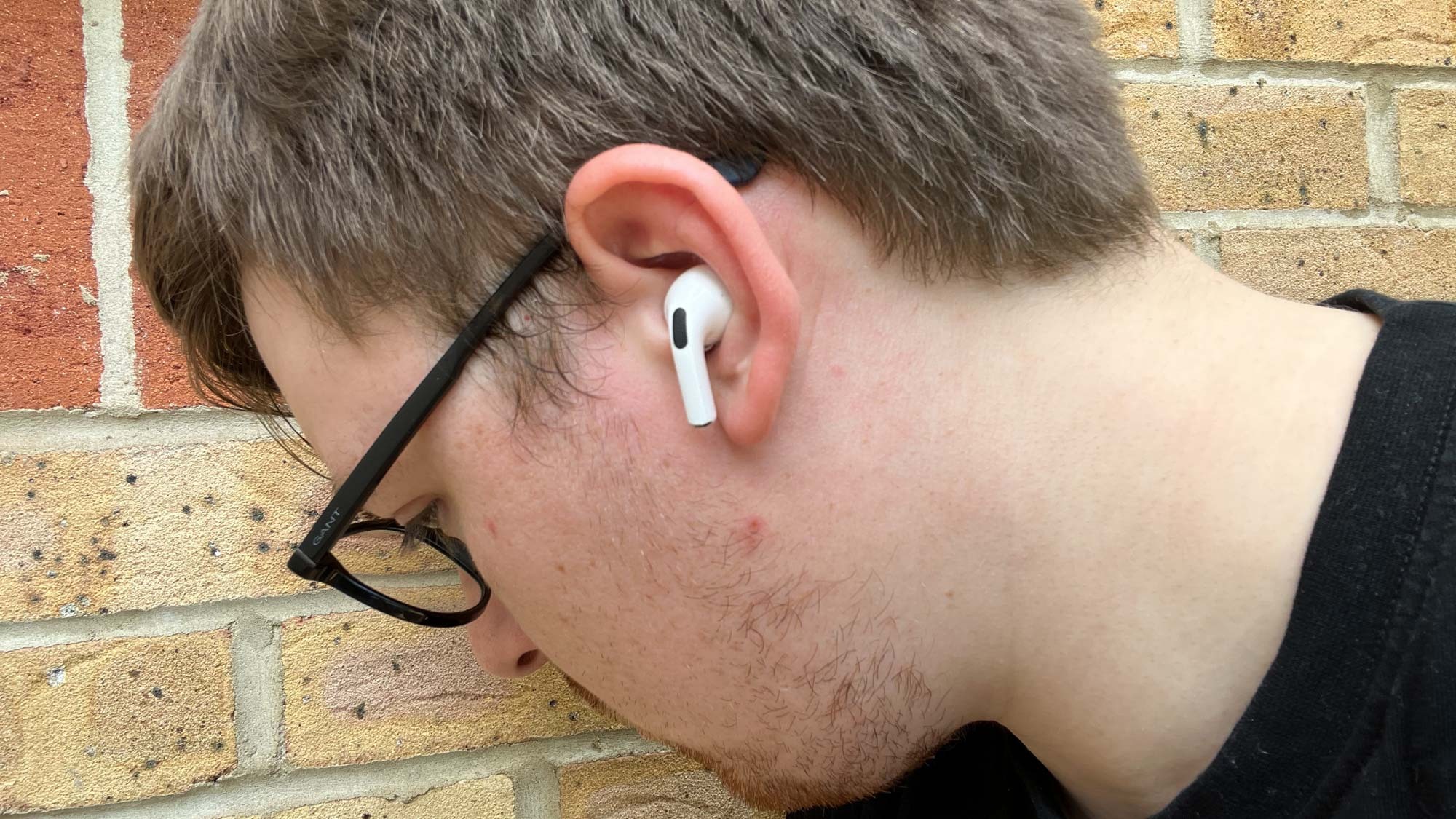 Forget AirPods — EarPods may still be the right earbuds for you | Tom's ...