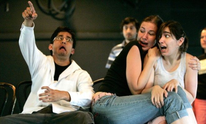 University of Chicago improv group, 2005