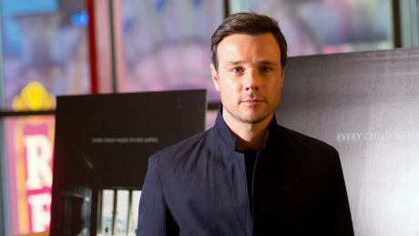 rupert_evans