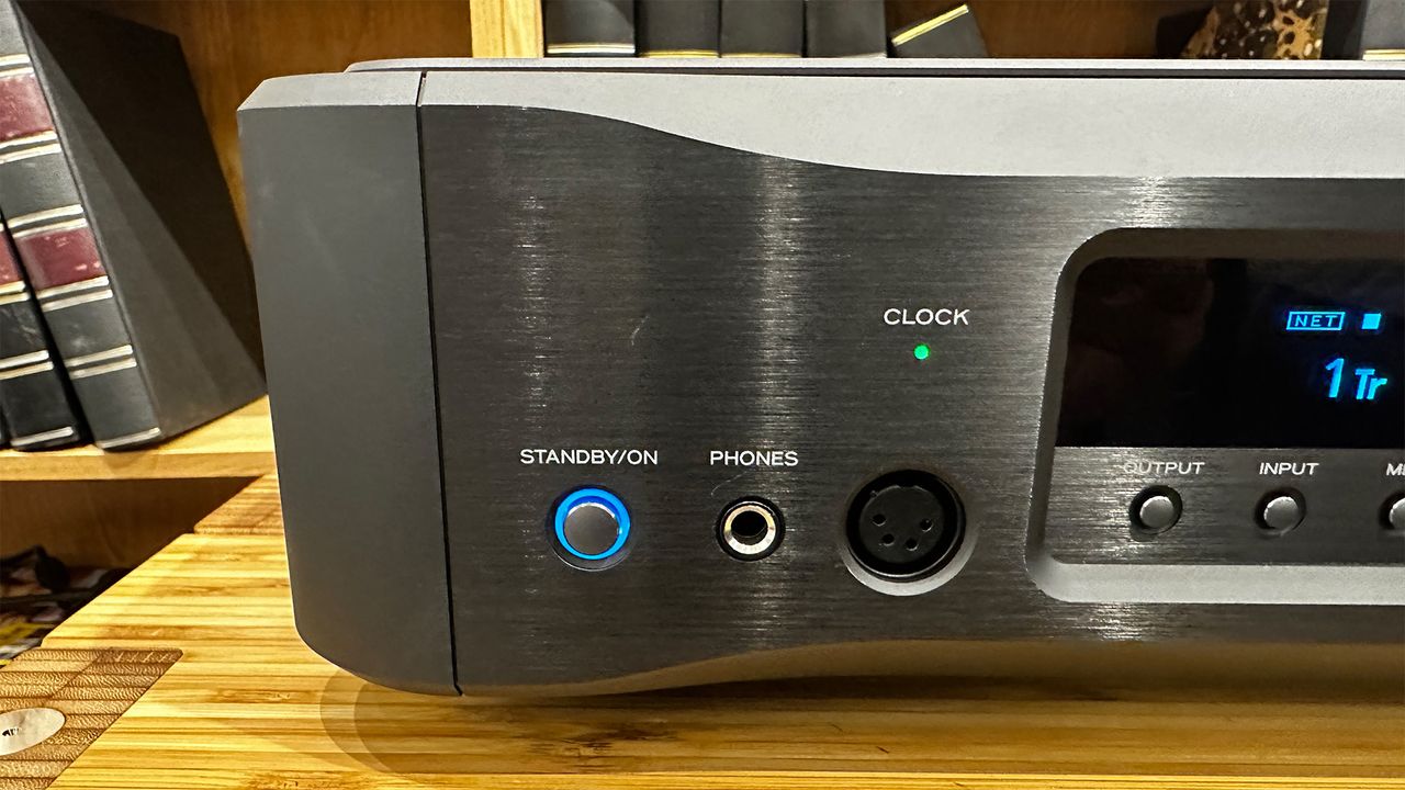 Esoteric N-05XE streaming preamp