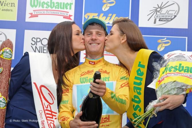 Kevin Seeldraeyers (Astana) in yellow