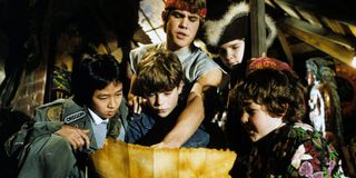 Ke Huy Quan, Josh Brolin, Sean Astin, Corey Feldman, and Jeff Cohen in The Goonies