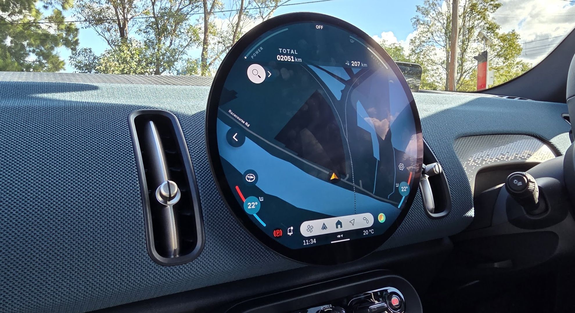 The interior display of the Mini Countryman SE ALL4