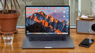 How to uninstall apps on a MacBook