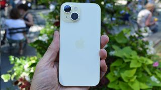 iPhone 15 review images