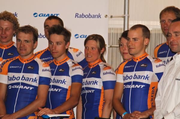 Katie Compton stands with her new Rabobank Giant teammates
