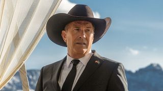 John Dutton in cowboy hat on Yellowstone
