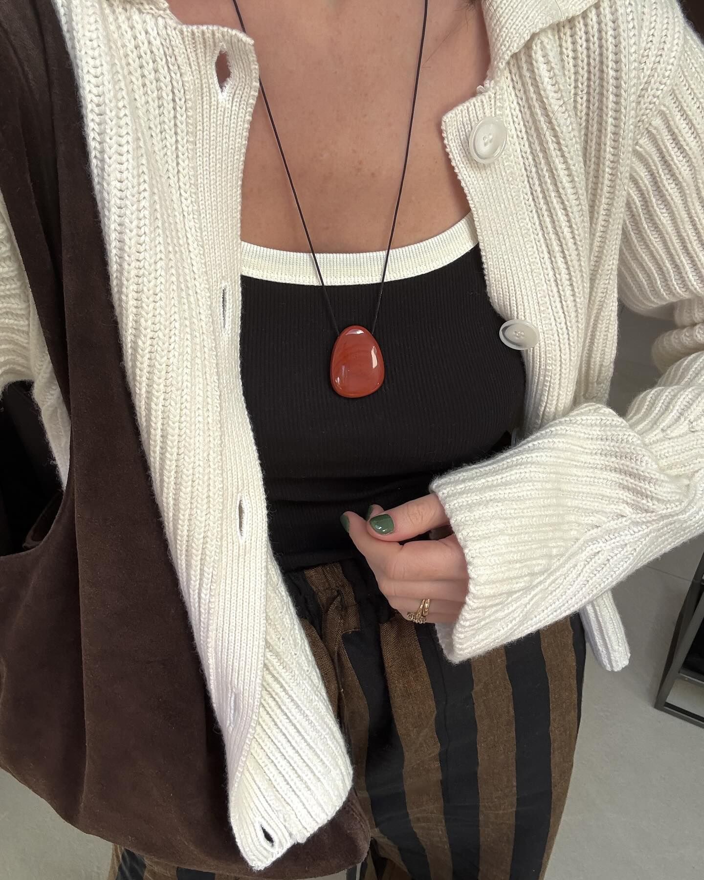 Best long necklaces: @francescasaffari wears a long necklace