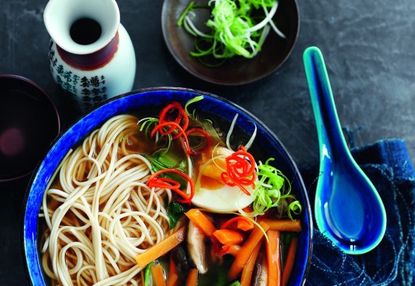 Slimming World's vegetable ramen noodle bowl