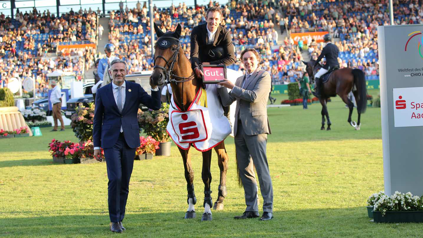 Scott Brash and Hello Vittoria