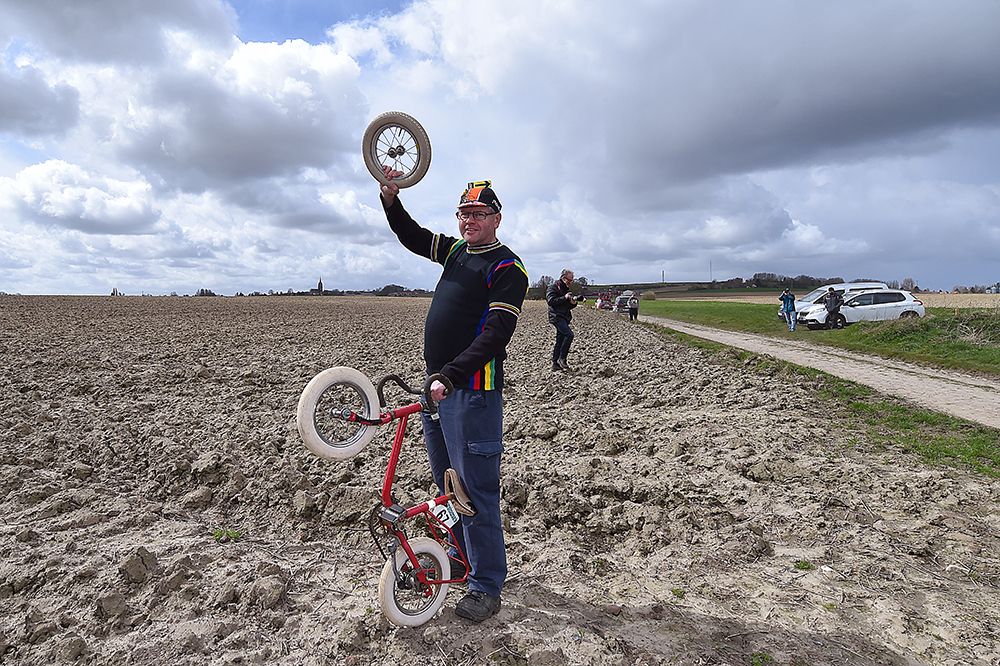 Spare wheel anyone?