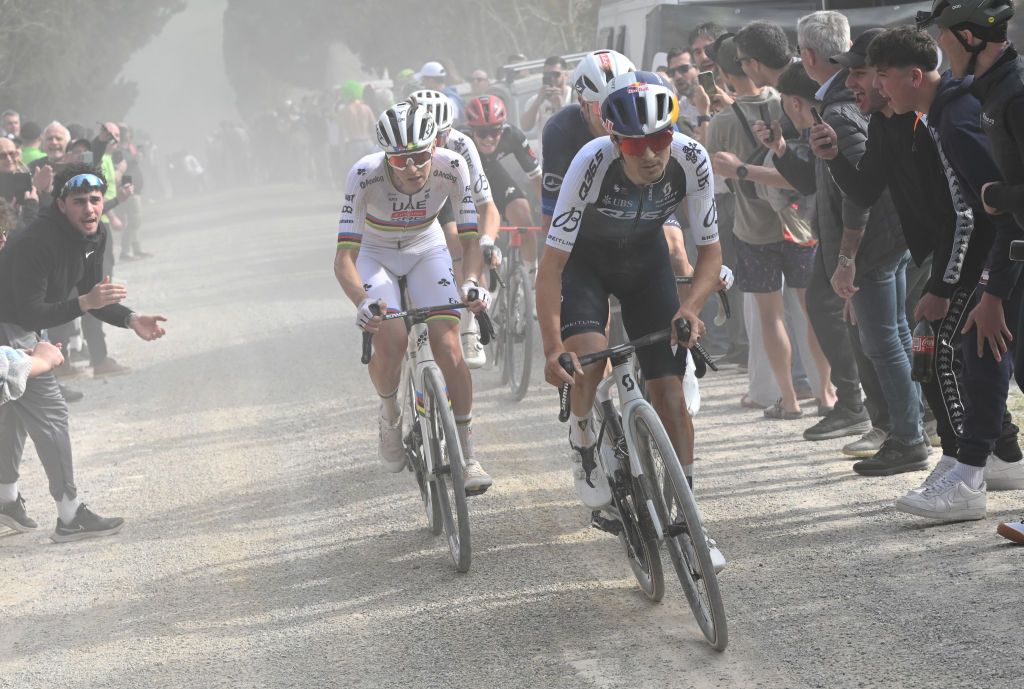 'It was a lot closer, but not close enough' – Tom Pidcock challenges Tadej Pogačar at Strade Bianche