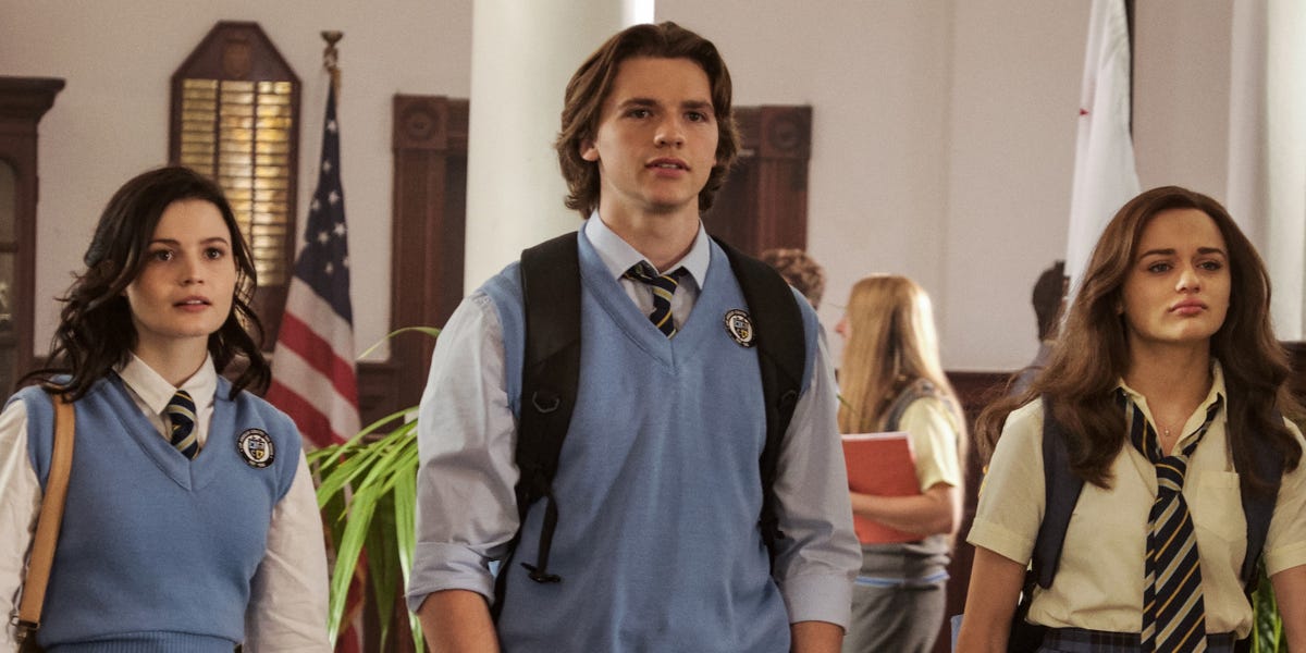 A still from The Kissing Booth 2