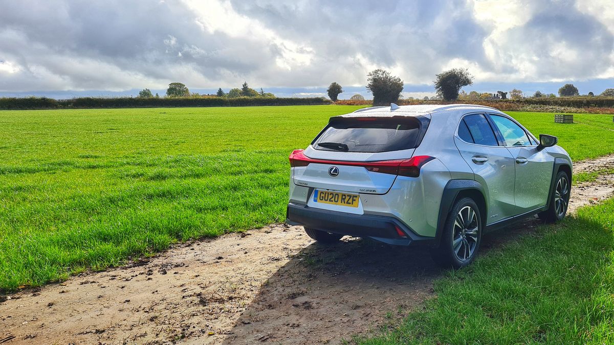 Lexus UX 250h