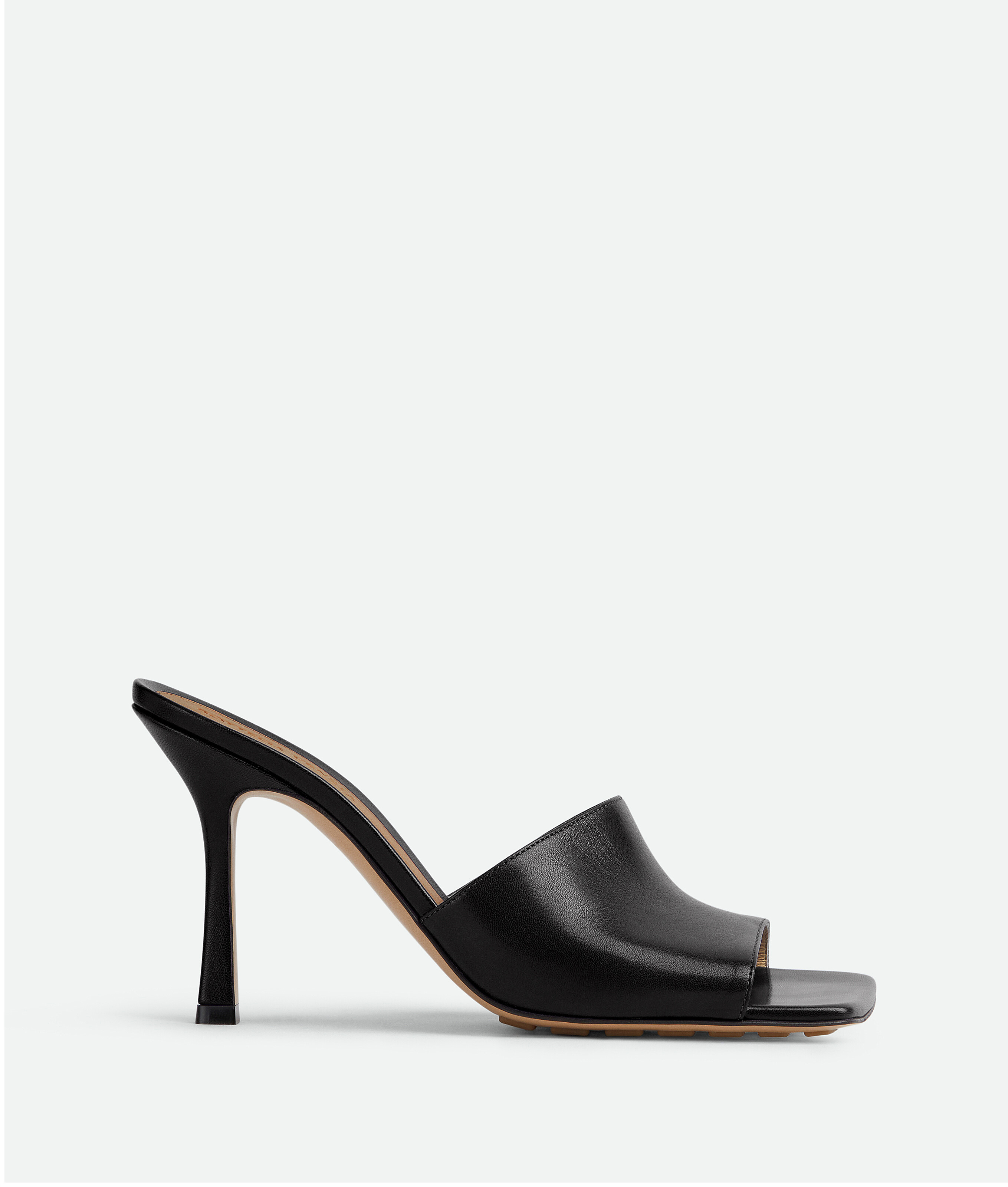 Women's Stretch Mule in Black
