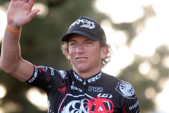 Tyler Hamilton salutes the crowd at the 2009 Tour of California