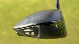 Photo of theTaylorMade Qi35 LS Driver from the toe angle