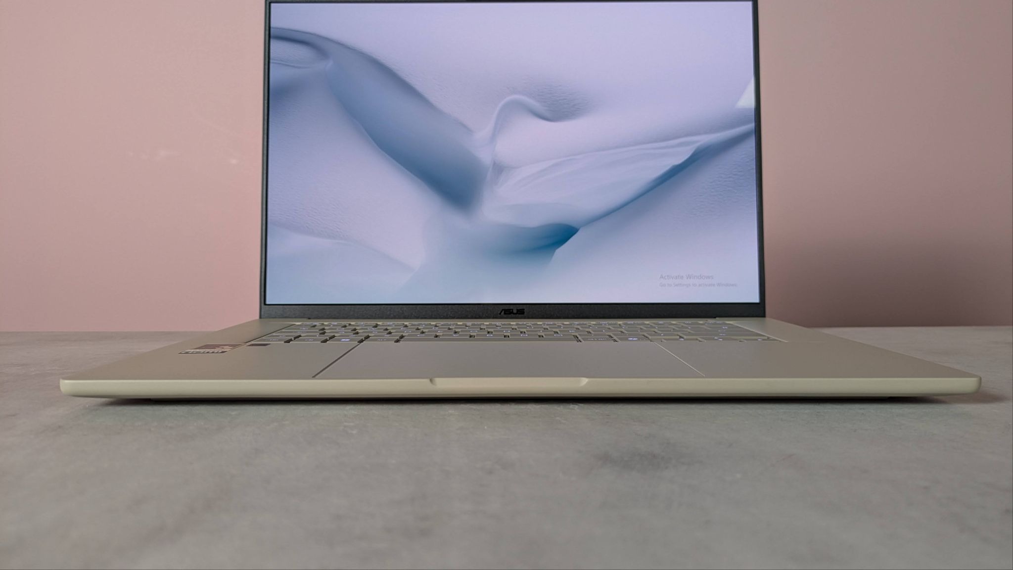 Asus Zenbook A16
