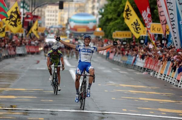 Carlos Barredo (Quick Step) wins the 29th Cl&aacute;sica San Sebasti&aacute;n.
