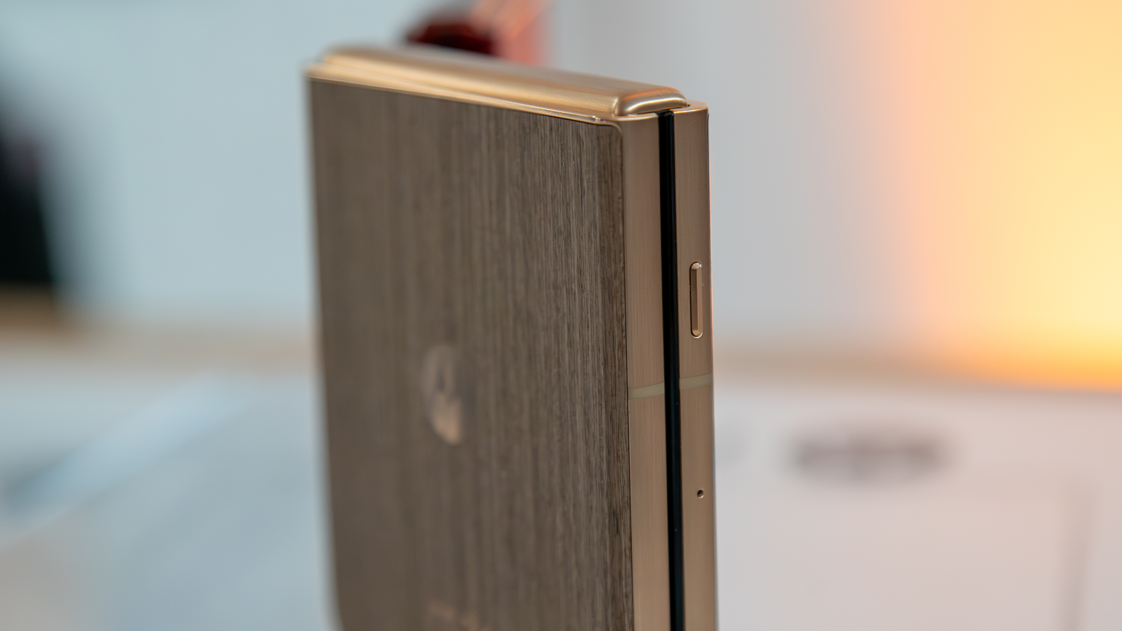 The Razr Ultra 2025 AI key