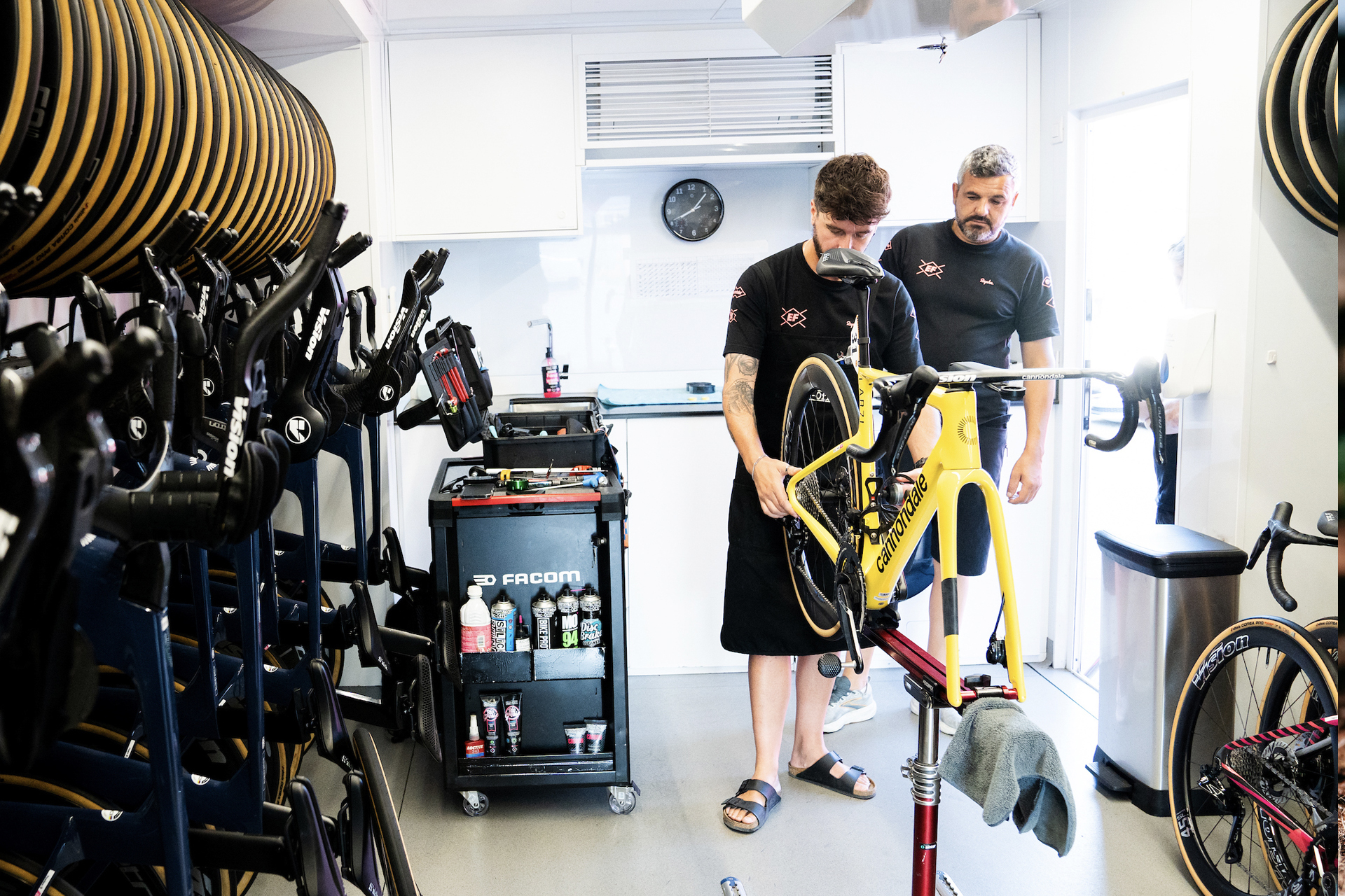 Cannondale Lab71 SuperSix Evo being assembled by the team mechanics
