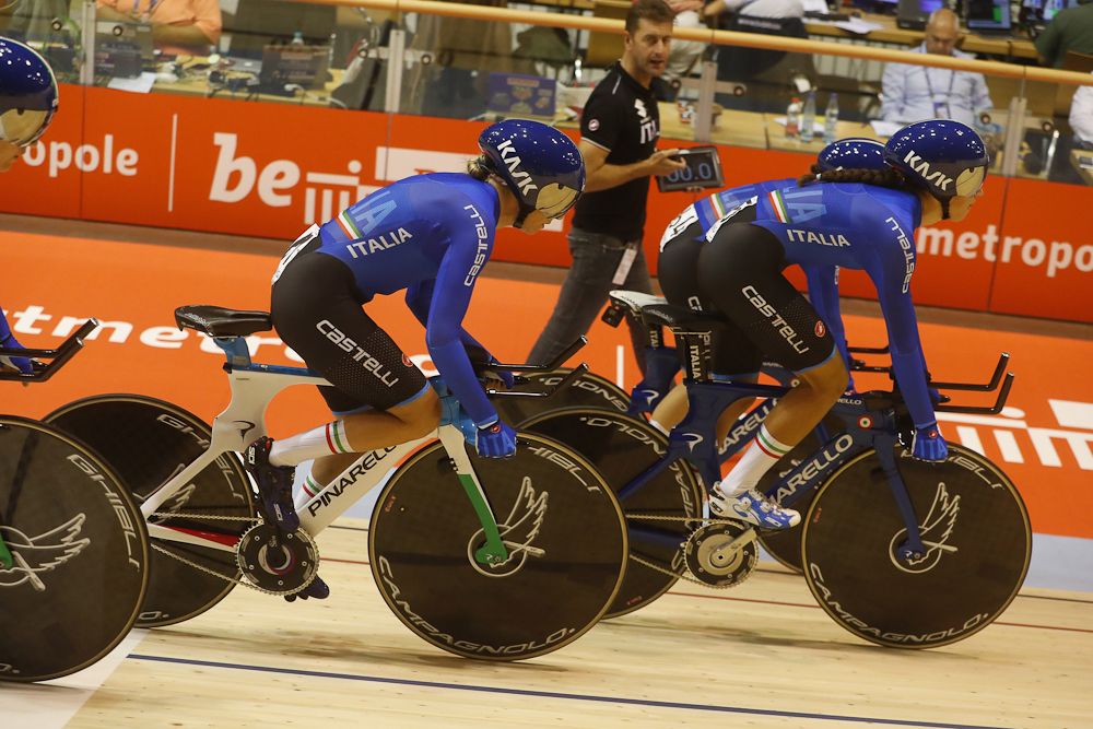 Italy competes during round 1 of the team pursuit