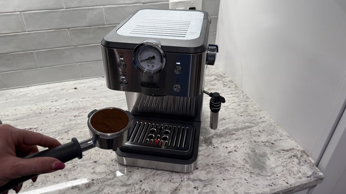Delonghi Espresso Machine Reviews – Expert Insights and Honest Feedback