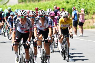 Tour de Suisse Men stage 5 LIVE: Breakaway starts to extend the gap despite UAE Team Emirates-XRG upping the tempo behind
