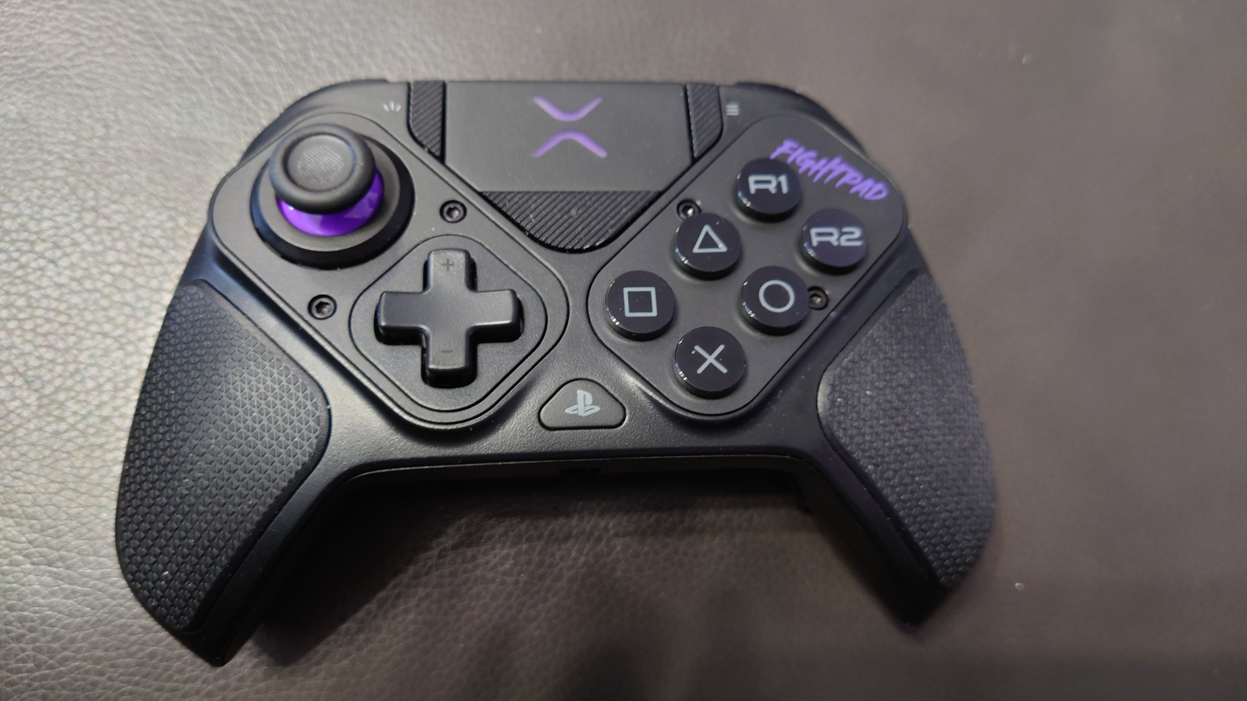 Victrix Pro BFG in fight pad mode