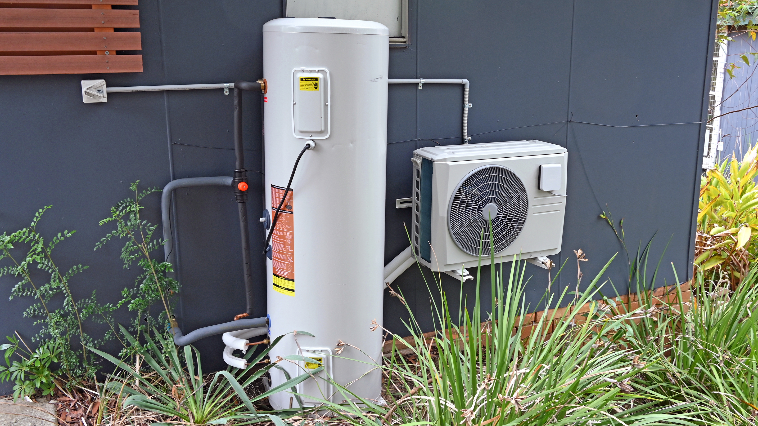 Heat pump water heater