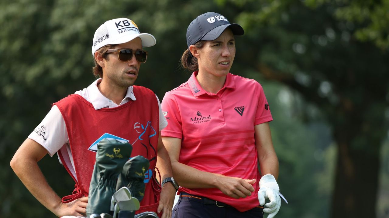 Carlota Ciganda (right) and Alvaro Prada (left) 