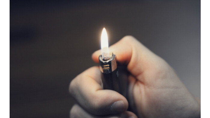 This company is offering a job role as a spliff roller