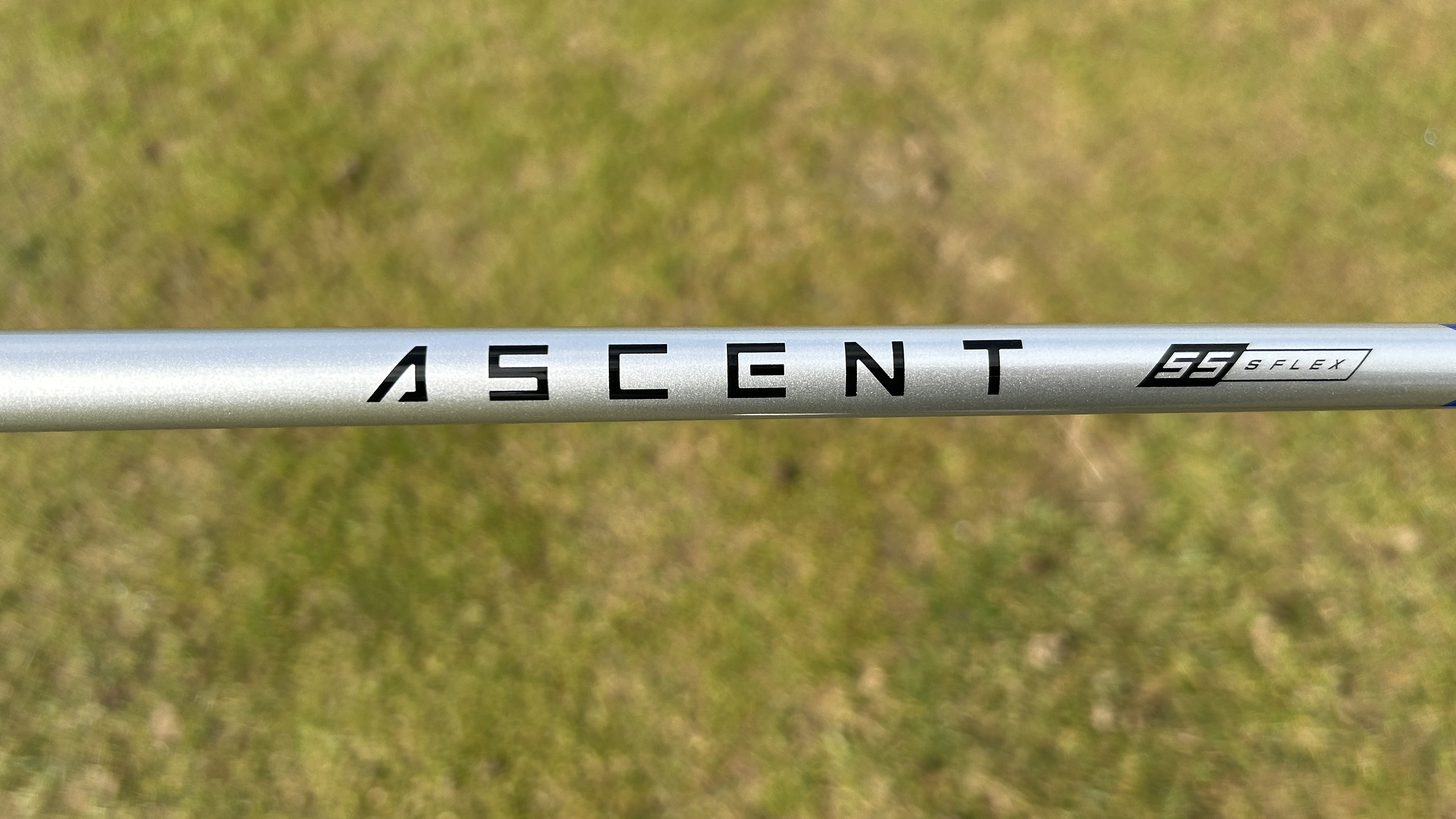 Photo of the Tour Edge Hot Launch Max-D Driver