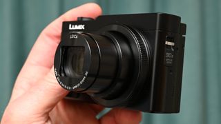 Panasonic Lumix TZ99 / ZS99