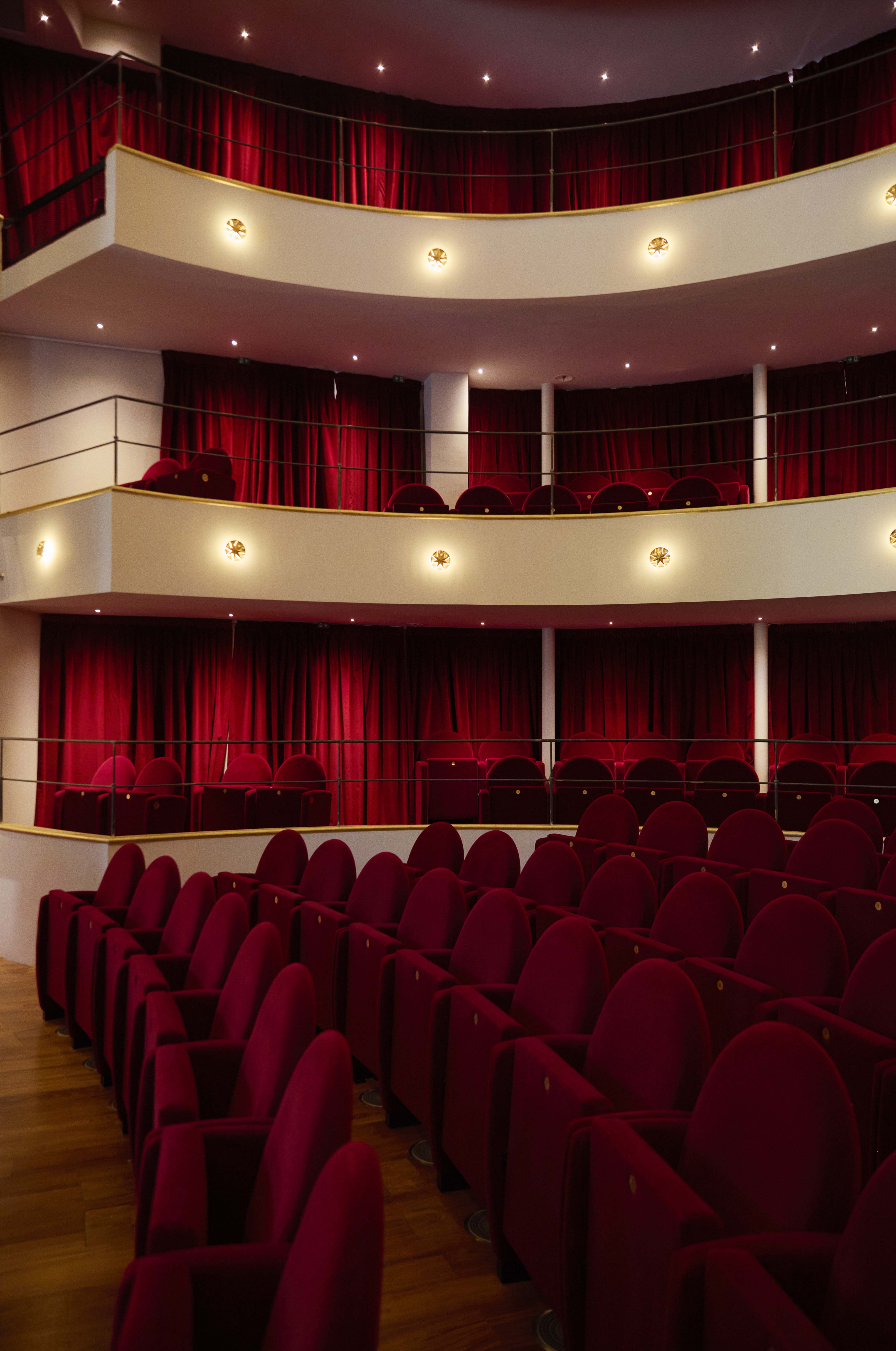 Poltrona Frau_Teatro Della Cometa_Interiors_Stage_Ph.Laura Siacovelli