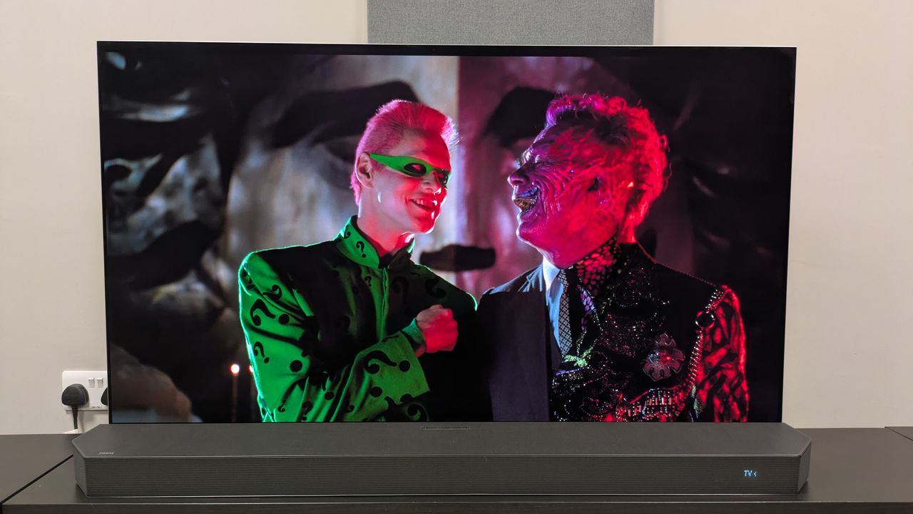 Batman Forever 4K Blu-ray showing Riddler and Two-Face talking