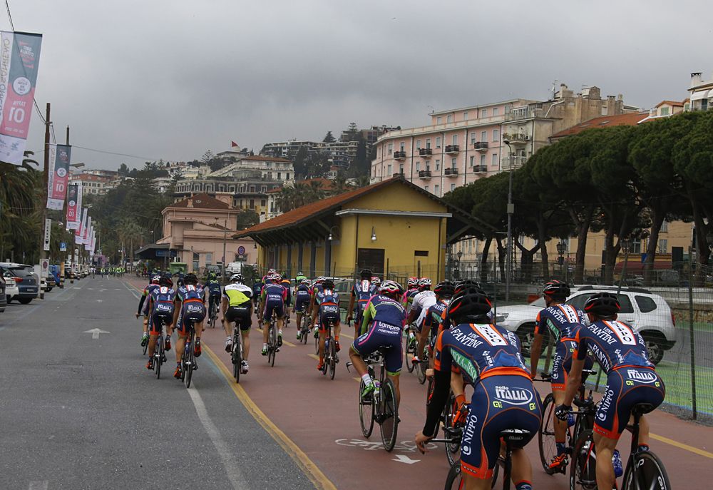 Nippo - Vini Fantini pre-ride the team time trial course