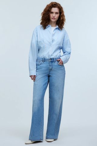 Curvy Low-Rise Superwide-Leg Jeans in Kendall Wash