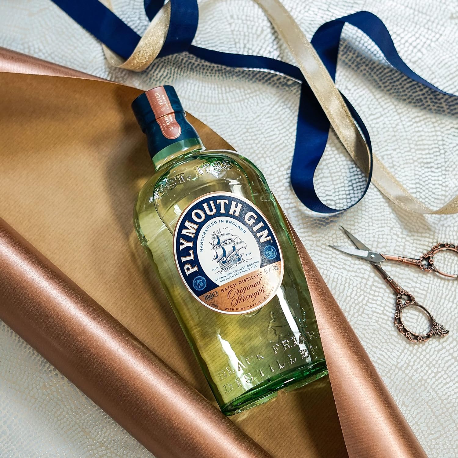 Plymouth Original Botanical Dry Gin, 41.2percent Abv, 70cl (packaging May Vary)