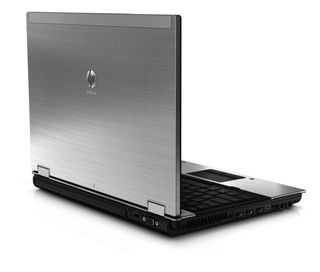 HP EliteBook 8440p - Angle Rear_low