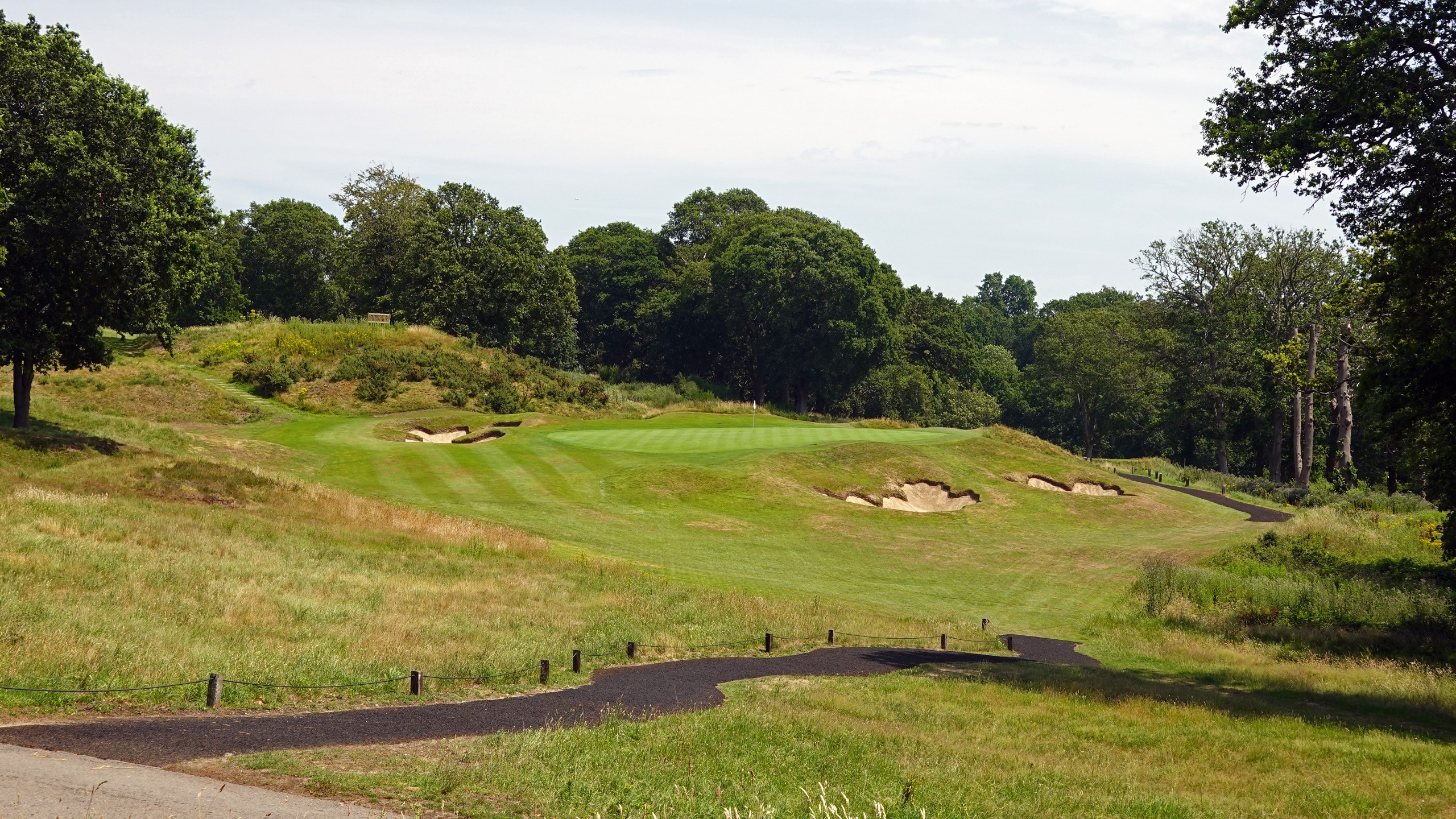 Royal Wimbledon - Hole 13